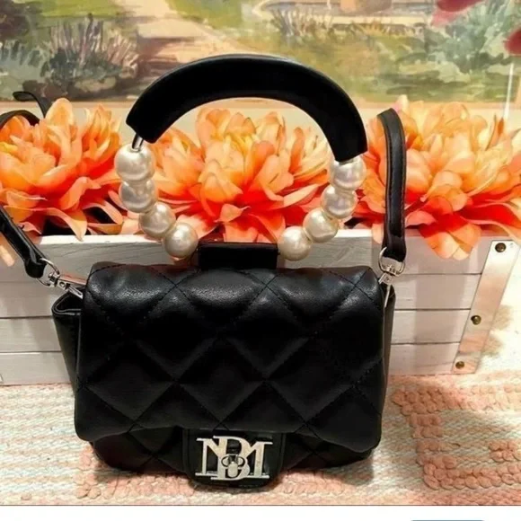 Badgley Mischka/Vegan Leather Clutch Bag Pearl Handle Black Crossbody Purse - Picture 6 of 9